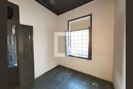 Casa à venda com 3 quartos, 150m² em São Domingos, Niterói