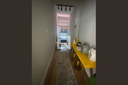 Casa à venda com 3 quartos, 180m² em Mirandópolis, São Paulo