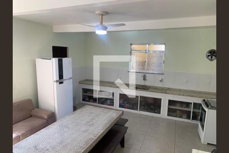 Casa à venda com 5 quartos, 300m² em Vila Kosmos, Rio de Janeiro