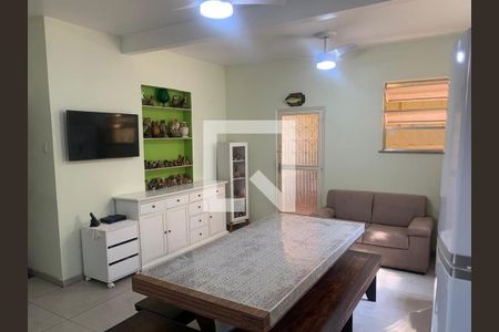 Casa à venda com 5 quartos, 300m² em Vila Kosmos, Rio de Janeiro