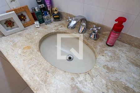 Banheiro de kitnet/studio à venda com 1 quarto, 46m² em Cerqueira César, São Paulo