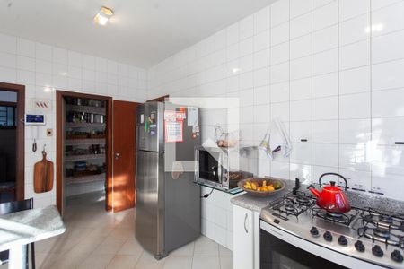 Cozinha de casa à venda com 4 quartos, 992m² em Estoril, Belo Horizonte