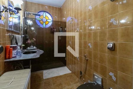 Banheiro social de casa à venda com 3 quartos, 170m² em Parque Recreio, Contagem