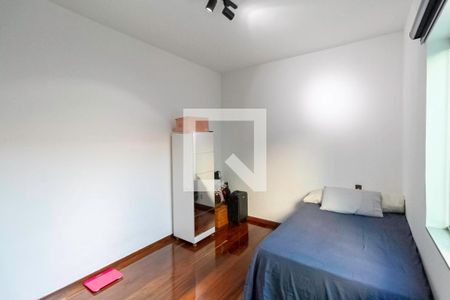 Quarto 2 de casa à venda com 3 quartos, 170m² em Parque Recreio, Contagem