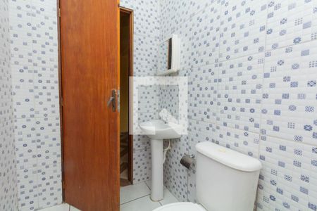 Banheiro de casa à venda com 5 quartos, 482m² em Parque Boturussu, São Paulo