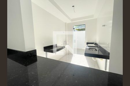 Cozinha de apartamento à venda com 2 quartos, 86m² em Jardim Atlântico, Belo Horizonte
