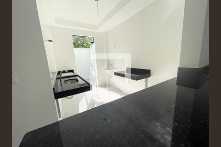 Cozinha de apartamento à venda com 2 quartos, 66m² em Jardim Atlântico, Belo Horizonte