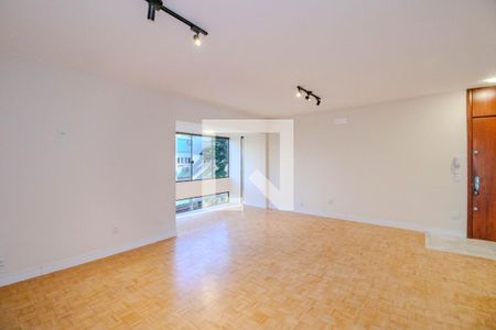 Sala de apartamento à venda com 3 quartos, 130m² em Petrópolis, Porto Alegre
