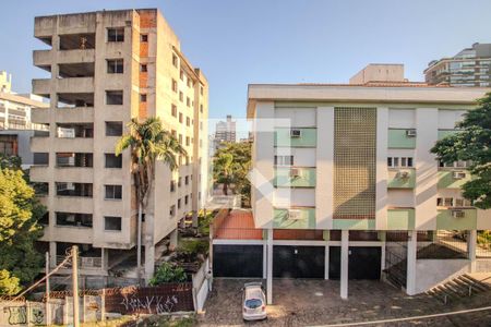 Vista Sala de apartamento à venda com 3 quartos, 130m² em Petrópolis, Porto Alegre