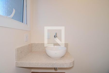 Lavabo  de apartamento à venda com 3 quartos, 130m² em Petrópolis, Porto Alegre