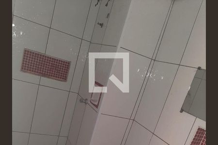 Banheiro Social de apartamento à venda com 2 quartos, 37m² em Conjunto Residencial José Bonifácio, São Paulo