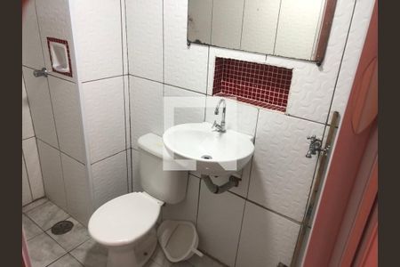 Banheiro Social de apartamento à venda com 2 quartos, 37m² em Conjunto Residencial José Bonifácio, São Paulo