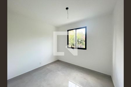 Quarto de apartamento à venda com 2 quartos, 49m² em Jardim Atlântico, Belo Horizonte