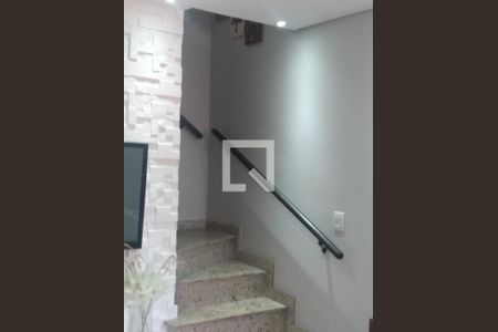 Escada de casa à venda com 3 quartos, 120m² em Parque das Nações, Santo André
