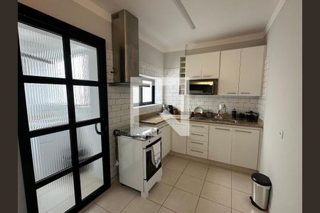 Cozinha de apartamento para alugar com 2 quartos, 66m² em Cambuí, Campinas