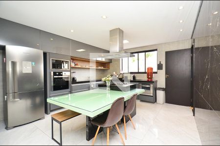 Cozinha de casa à venda com 6 quartos, 420m² em Santo Antônio, Belo Horizonte