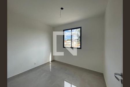 Quarto de apartamento à venda com 2 quartos, 49m² em Jardim Atlântico, Belo Horizonte