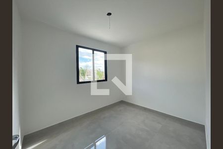 Quarto de apartamento à venda com 2 quartos, 49m² em Jardim Atlântico, Belo Horizonte