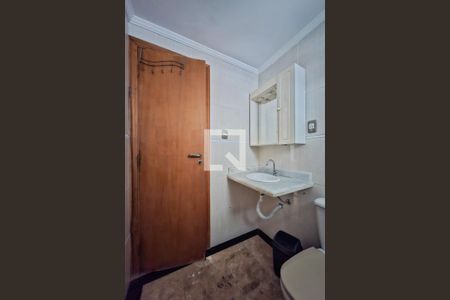 Banheiro de apartamento para alugar com 1 quarto, 110m² em Vila Tupi, Praia Grande