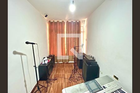 Quarto 2 de casa à venda com 5 quartos, 250m² em Parque Maraba, Guarulhos