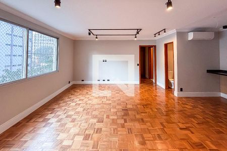 Sala de apartamento para alugar com 3 quartos, 108m² em Cerqueira César, São Paulo