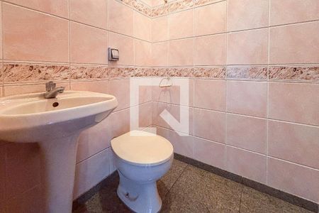 Lavabo de apartamento para alugar com 3 quartos, 200m² em Butantã, São Paulo