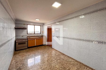 Cozinha de apartamento para alugar com 3 quartos, 200m² em Butantã, São Paulo