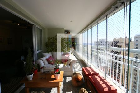 Varanda da Sala de apartamento à venda com 4 quartos, 250m² em Vila Suzana, São Paulo