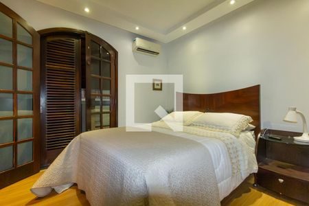 Quarto 1 de casa à venda com 3 quartos, 300m² em Jardim Penha, São Paulo