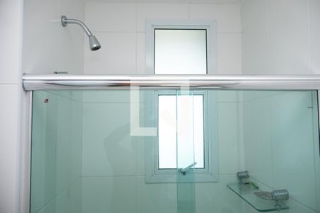 Banheiro da Suíte 1 de apartamento para alugar com 5 quartos, 243m² em Patamares, Salvador