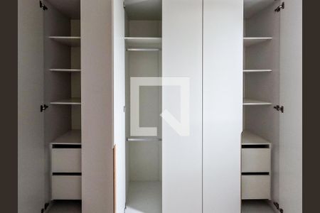Quarto 1 de apartamento para alugar com 2 quartos, 44m² em Jardim Iris, São Paulo