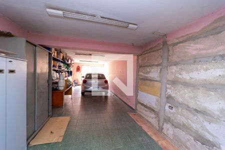 Garagem de casa à venda com 2 quartos, 133m² em Jardim Penha, São Paulo
