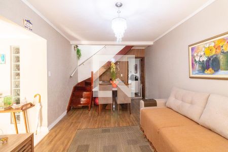 Sala de casa à venda com 4 quartos, 185m² em Cidade São Francisco, São Paulo