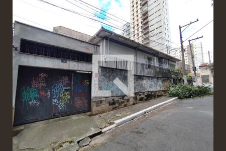 Fachada de casa para alugar com 5 quartos, 260m² em Vila Deodoro, São Paulo