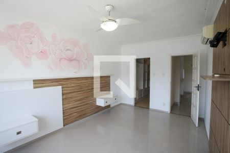 Quarto 1 de casa para alugar com 2 quartos, 90m² em Taquara, Rio de Janeiro