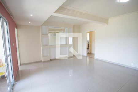 Sala de casa para alugar com 2 quartos, 90m² em Taquara, Rio de Janeiro