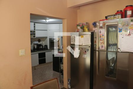 Sala/Cozinha de casa de condomínio para alugar com 3 quartos, 160m² em Rancho Fundo, Nova Iguaçu