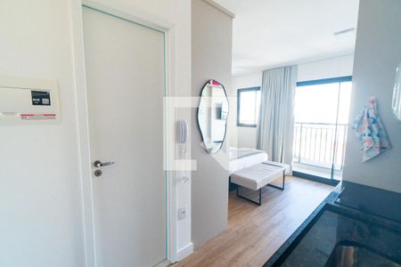 Cozinha de kitnet/studio para alugar com 1 quarto, 28m² em Mirandópolis, São Paulo