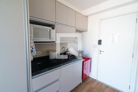 Cozinha de kitnet/studio para alugar com 1 quarto, 28m² em Mirandópolis, São Paulo