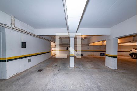 Garagem de apartamento à venda com 5 quartos, 282m² em Coração Eucarístico, Belo Horizonte