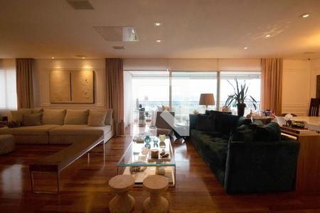 Sala de apartamento à venda com 4 quartos, 277m² em Paraíso, São Paulo