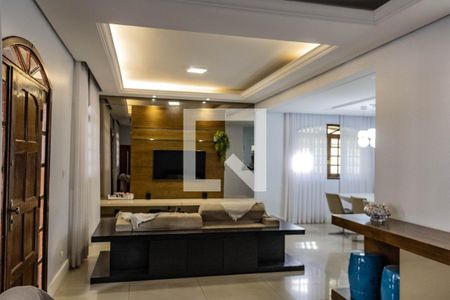 Sala de casa à venda com 3 quartos, 277m² em Alto Caiçaras, Belo Horizonte