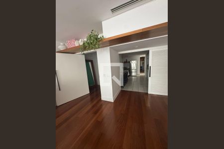 Corredor de apartamento à venda com 3 quartos, 150m² em Ipanema, Rio de Janeiro