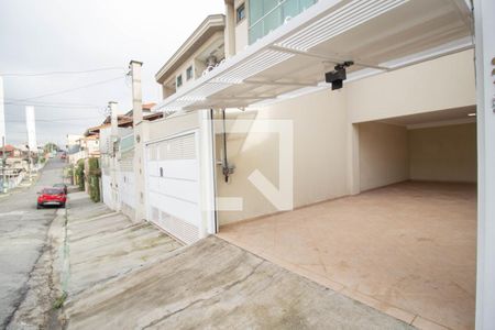 Garagem de casa à venda com 2 quartos, 150m² em Vila Palmeiras, São Paulo