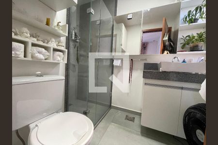 Banheiro da Suíte 1 de apartamento à venda com 2 quartos, 138m² em Sion, Belo Horizonte