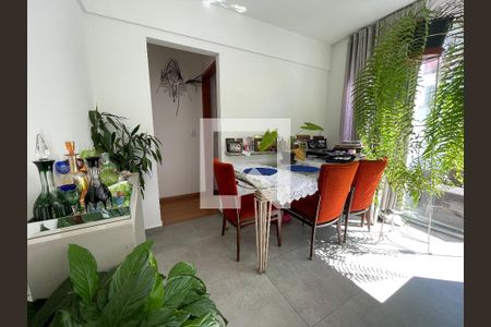Sala de apartamento à venda com 2 quartos, 138m² em Sion, Belo Horizonte