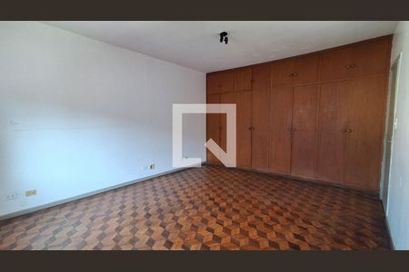 Suíte  de casa para alugar com 4 quartos, 380m² em Jardim do Mar, São Bernardo do Campo