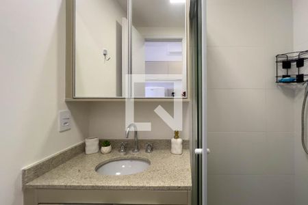 Banheiro de kitnet/studio para alugar com 1 quarto, 20m² em Vila Mariana, São Paulo