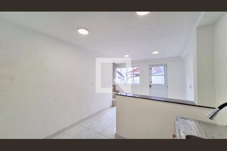 Sala/Cozinha de casa para alugar com 1 quarto, 60m² em Vila Ipojuca, São Paulo