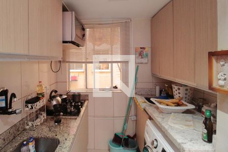 Cozinha de apartamento à venda com 2 quartos, 48m² em Parque Santa Fé, Porto Alegre